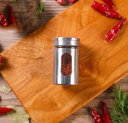 1pcs salt and pepper shakers - 1pcs,
